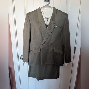 VTG Love Rich Japanese Women's Wool Suit Set Olive Green/White Women's Small/6